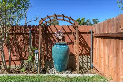 14063 Fenton Lane, Sylmar, CA 91342 - Photo 4