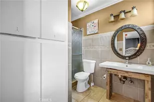 7904 Laurel Canyon, North Hollywood, CA 91605 - Photo 10