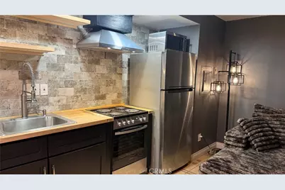 7904 Laurel Canyon #12, North Hollywood, CA 91605 - Photo 4