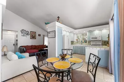 5237 Sunburst, Palmdale, CA 93552 - Photo 4