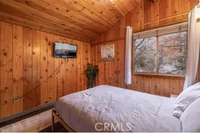 33417 Cedar Dr, Green Valley Lake, CA 92382 - Photo 14