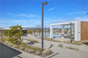 27774 Marquee Dr, Valencia, CA 91381 - Photo 52