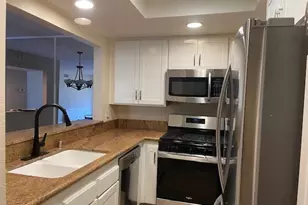 21650 21650 Burbank Blvd, Woodland Hills, CA 91367 - Photo 6
