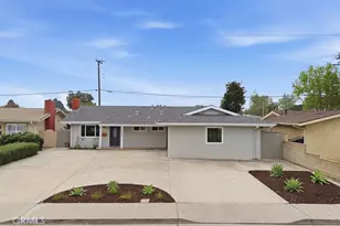 2400 W Hemlock St, Oxnard, CA 93035 - Photo 1