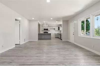 8344 Saloma, Panorama City, CA 91402 - Photo 8