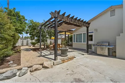 8951 Collett, North Hills, CA 91343 - Photo 44