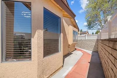 22942 Banyan, Saugus, CA 91390 - Photo 34