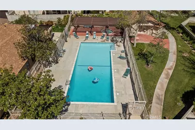 22942 Banyan, Saugus, CA 91390 - Photo 40