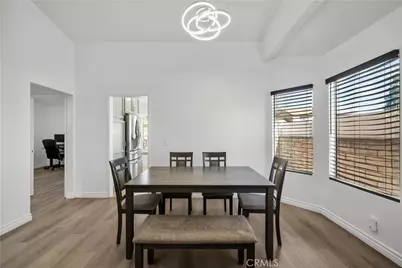 22942 Banyan, Saugus, CA 91390 - Photo 8