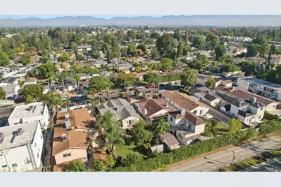 13816 Bessemer Street, Van Nuys, CA 91401 - Photo 48