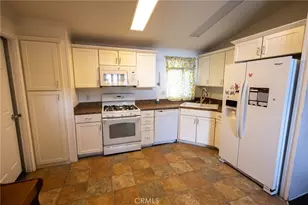 29021 Bouquet Canyon, Saugus, CA 91390 - Photo 8