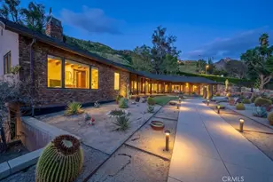 11159 McVine, Sunland, CA 91040 - Photo 2