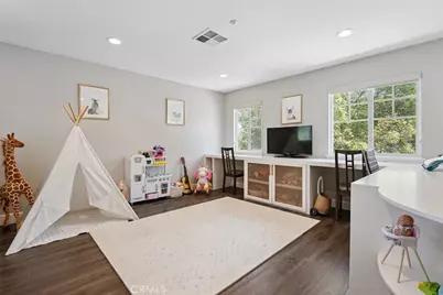 5179 Knollwood Way, Woodland Hills, CA 91364 - Photo 24