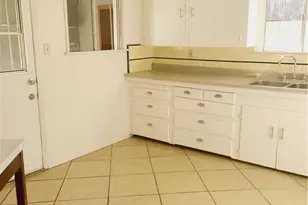 1087 E 2nd St, San Bernardino, CA 92408 - Photo 10