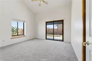 11049 Rome Beauty Dr, California City, CA 93505 - Photo 10