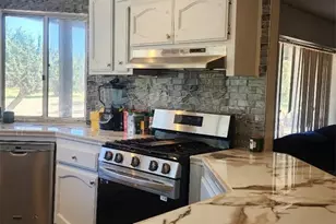 8170 Coyote, Oak Hills, CA 92344 - Photo 16