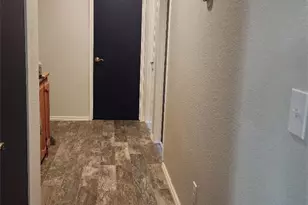 8170 Coyote, Oak Hills, CA 92344 - Photo 14
