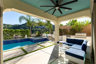 23942 Schoenborn, West Hills, CA 91304 - Photo 32