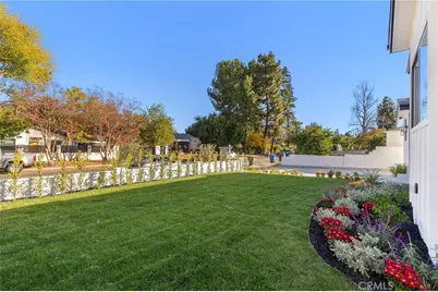 5537 Sunnyslope Avenue, Sherman Oaks, CA 91401 - Photo 4