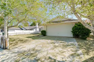 36620 Ramona Rd, Palmdale, CA 93550 - Photo 2