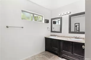 22703 Sylvan St, Woodland Hills, CA 91367 - Photo 16