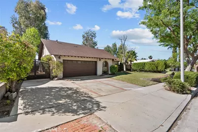 18826 Cabral, Canyon Country, CA 91351 - Photo 2