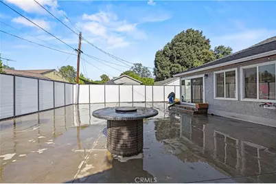 18229 Strathern Street, Reseda, CA 91335 - Photo 26