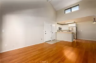 25003 Peachland, Newhall, CA 91321 - Photo 10