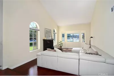 6347 Wynne Avenue, Tarzana, CA 91335 - Photo 10