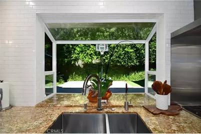 6347 Wynne Avenue, Tarzana, CA 91335 - Photo 20