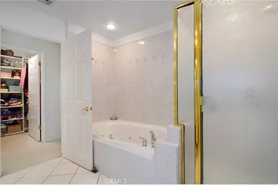 6347 Wynne Avenue, Tarzana, CA 91335 - Photo 28