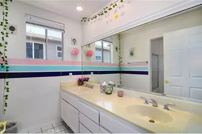 6347 Wynne Avenue, Tarzana, CA 91335 - Photo 34