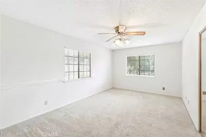 20431 Payeras Street, Chatsworth, CA 91311 - Photo 36