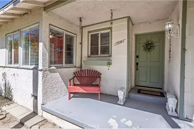 17101 Gault, Lake Balboa, CA 91406 - Photo 4