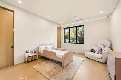 22924 Erwin Street, Woodland Hills, CA 91367 - Photo 48