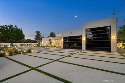 22924 Erwin Street, Woodland Hills, CA 91367 - Photo 4