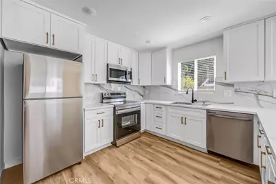 13831 Bessemer, Los Angeles, CA 91401 - Photo 8