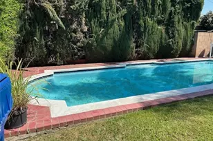 14125 Burton, Panorama City, CA 91402 - Photo 10