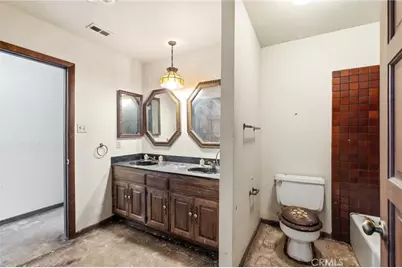 11560 Darling Road, Agua Dulce, CA 91390 - Photo 32