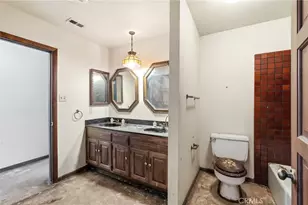 11560 Darling Rd, Agua Dulce, CA 91390 - Photo 32