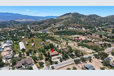 11560 Darling Road, Agua Dulce, CA 91390 - Photo 40