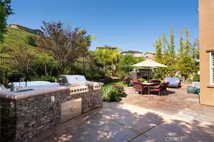 29116 W Hills Dr, Valencia, CA 91354 - Photo 44