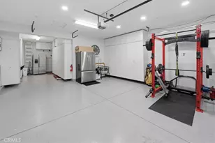 29116 W Hills Dr, Valencia, CA 91354 - Photo 38