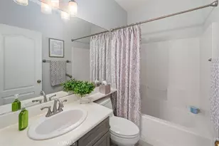 28223 Bel Monte Ct, Canyon Country, CA 91387 - Photo 18