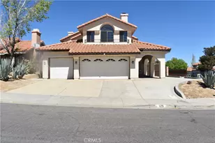 325 Rainbow, Palmdale, CA 93551 - Photo 2