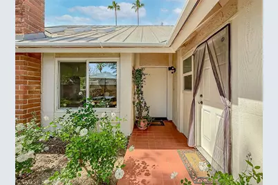 8371 Capistrano Avenue, West Hills, CA 91304 - Photo 12