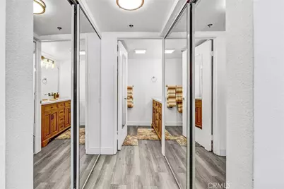 6545 Reseda Boulevard #6, Reseda, CA 91335 - Photo 18