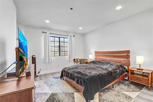 6545 Reseda Blvd, Reseda, CA 91335 - Photo 16