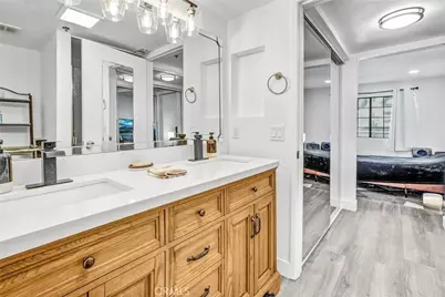 6545 Reseda Boulevard #6, Reseda, CA 91335 - Photo 20