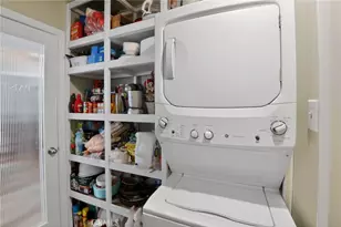 1320 Mott St, San Fernando, CA 91340 - Photo 16